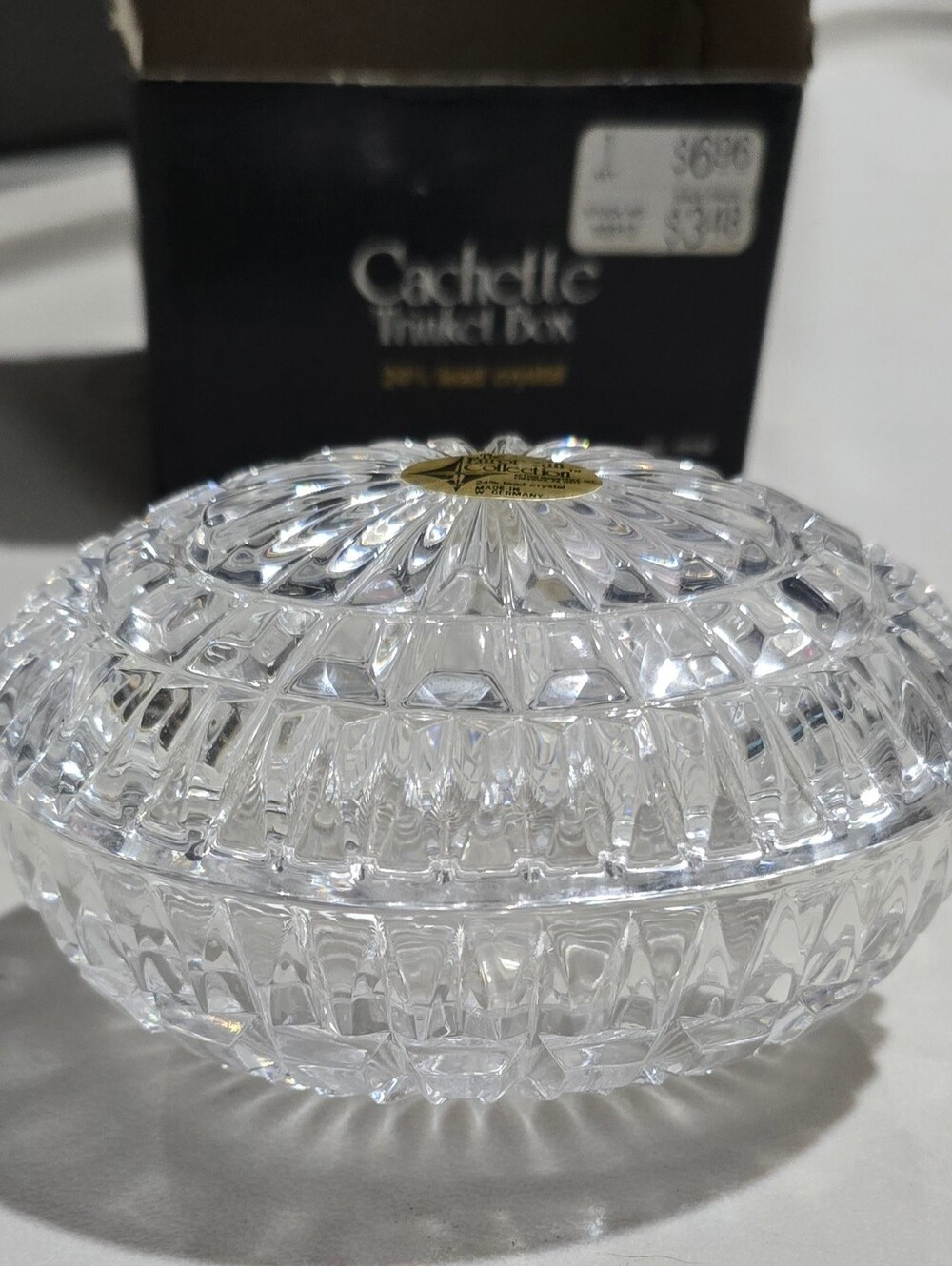 ​Vintage 1981 Crystal d'Adriana Cachette Trinket Box